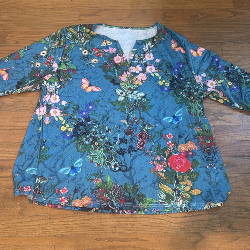 Floral Blue Bell Sleeve Top 3X